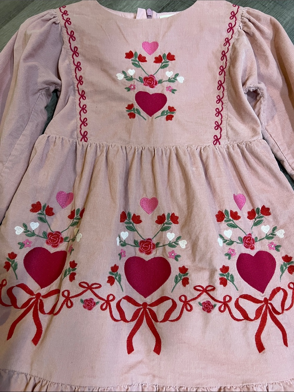 Mini Boden Clover Blouson Cord dress size 10-11 girls - Picture 2 of 5